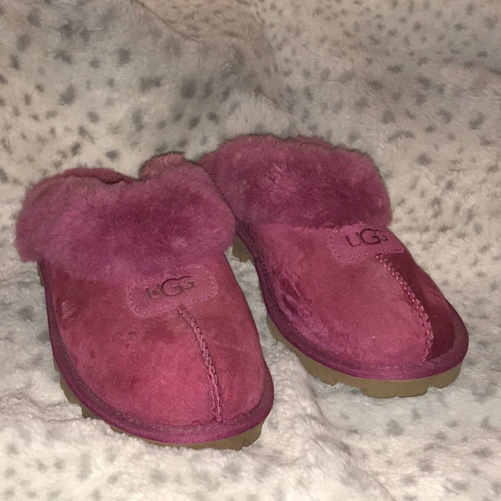 Women’s UGG coquette slippers Sz 9